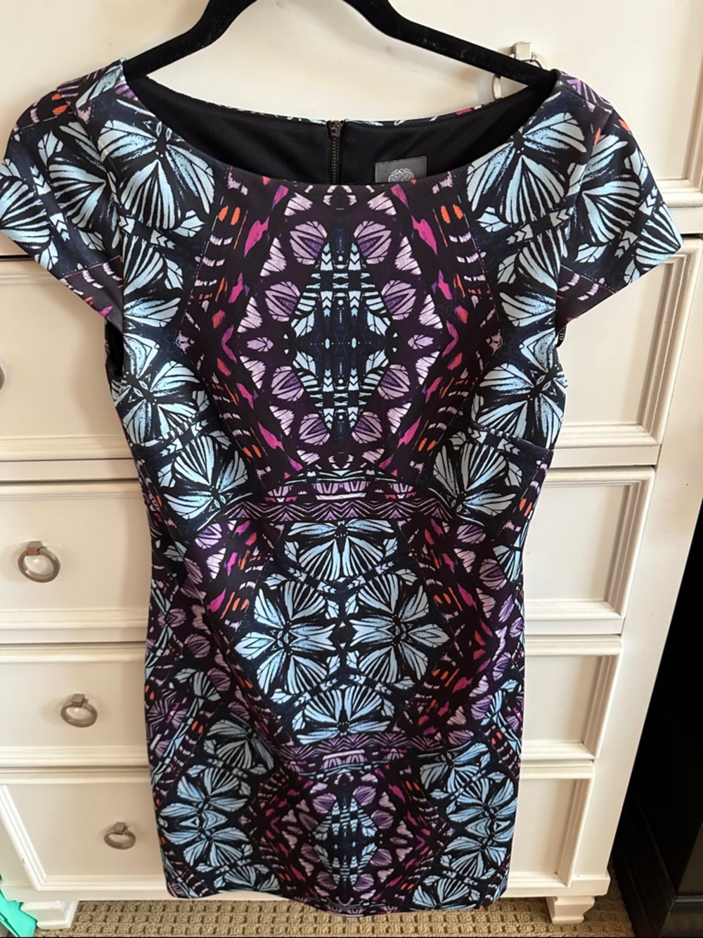 Vince Camuto Sheath Dress Abstract Print Cap Sleeve Size 4 Multicolor